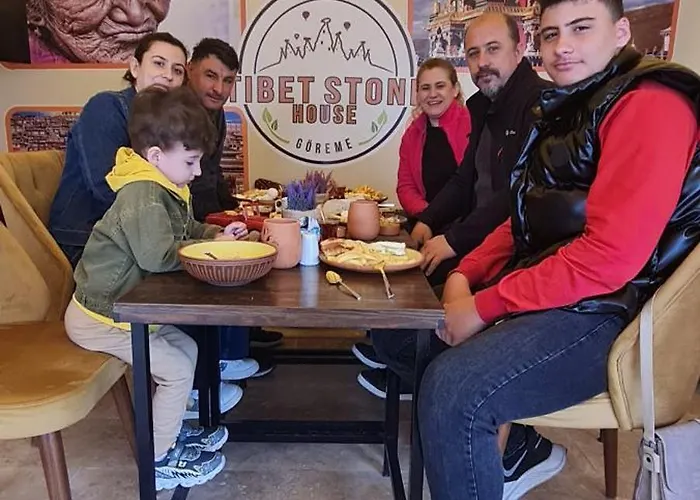 Hotel Tibet Stone House *